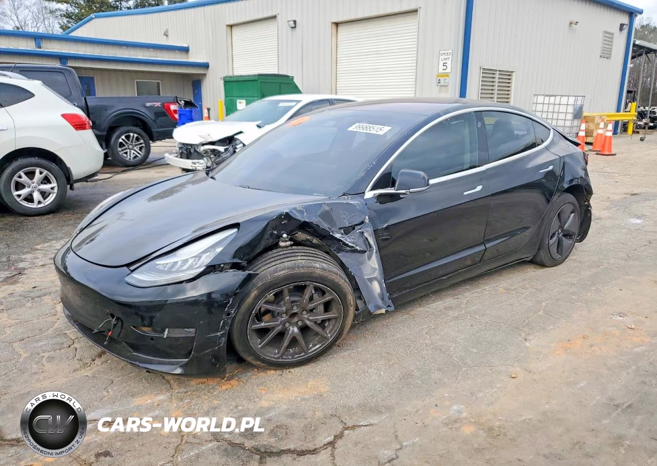 2018 Tesla Model 3 – zdjęcie 1 z 12