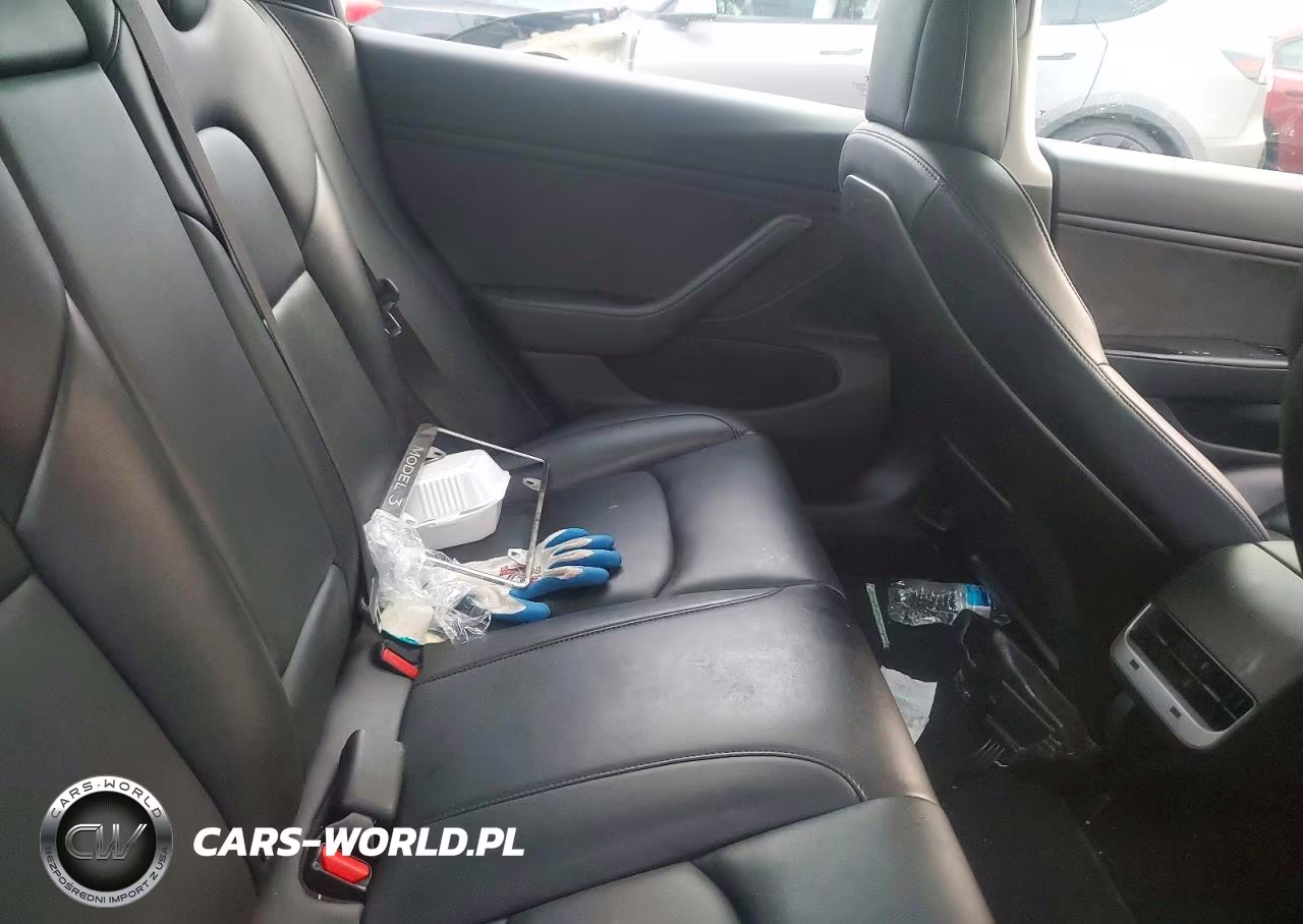 2018 Tesla Model 3 VIN:5YJ3E1EA7JF123111 - 10