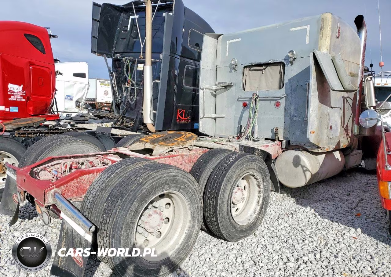 2000 Peterbilt 379 Semi Truck VIN:1XP5DB9X9YD508993 - 4