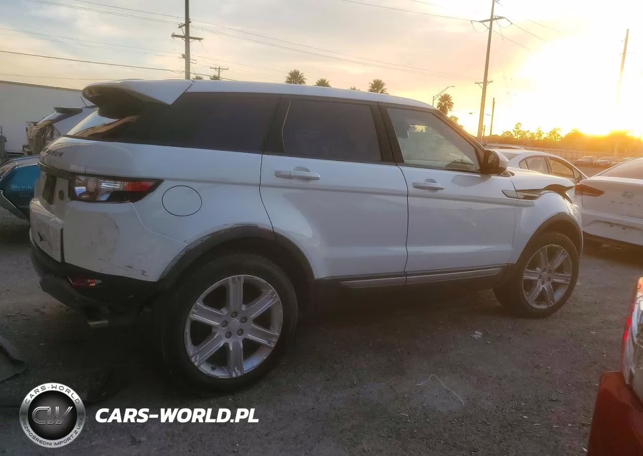 2015 Land Rover Range Rover Evoque Pure Plus VIN:SALVP2BGXFH057316 - 3