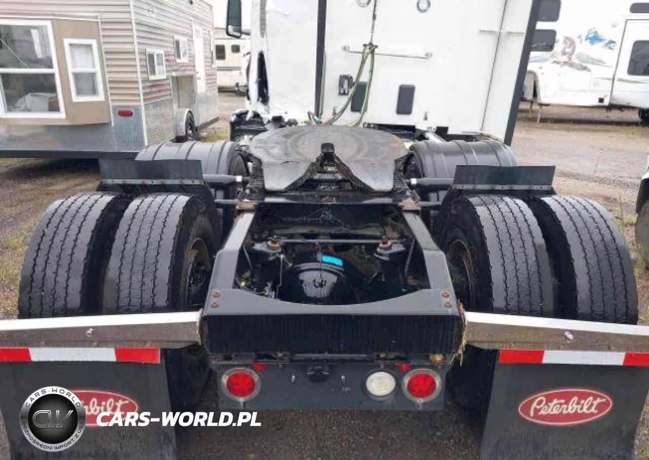 2024 Peterbilt 579 VIN:1XPBDP9X2RD658445 - 16