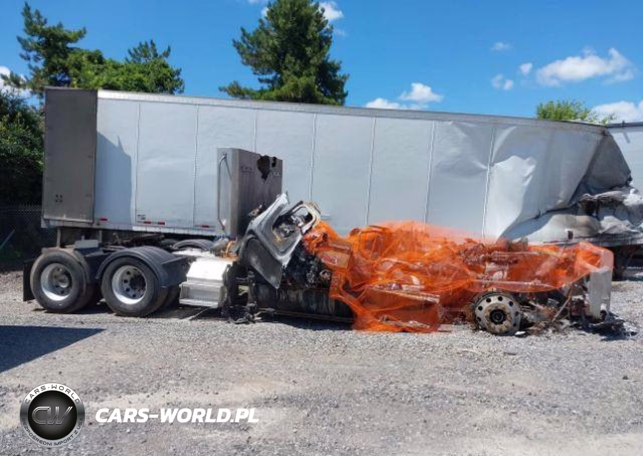 2020 Freightliner Cascadia 126 VIN:3AKJHHDV1LSLY7109 - 13