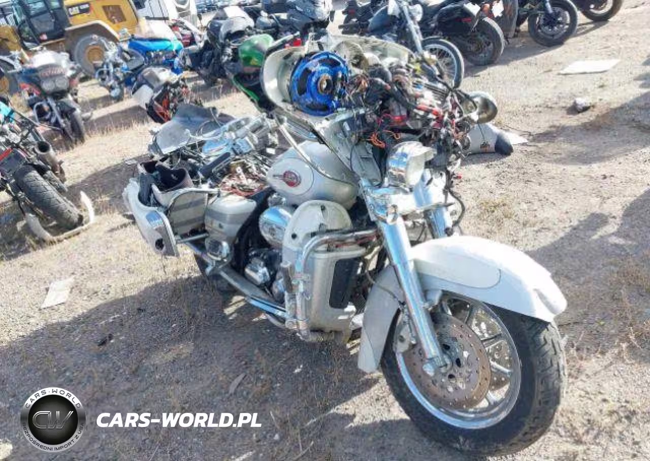 2008 Harley-Davidson Flhtcuse3