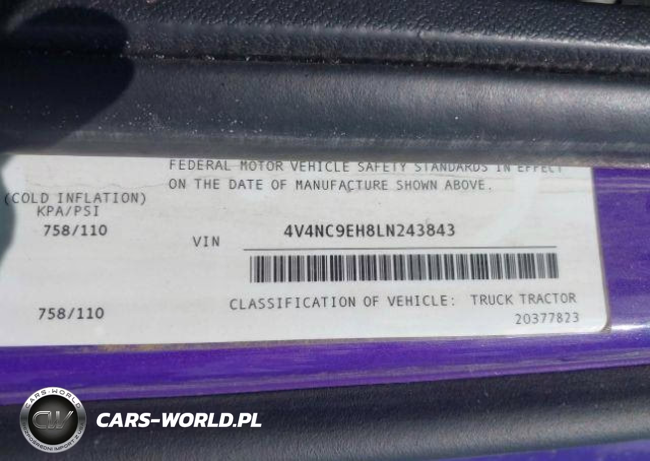 2020 Volvo VIN:4V4NC9EH8LN243843 - 10