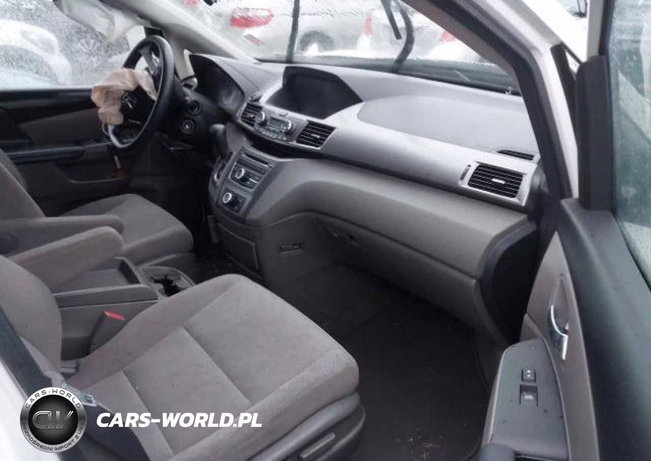 2017 Honda Odyssey Se VIN:5FNRL5H31HB500255 - 6