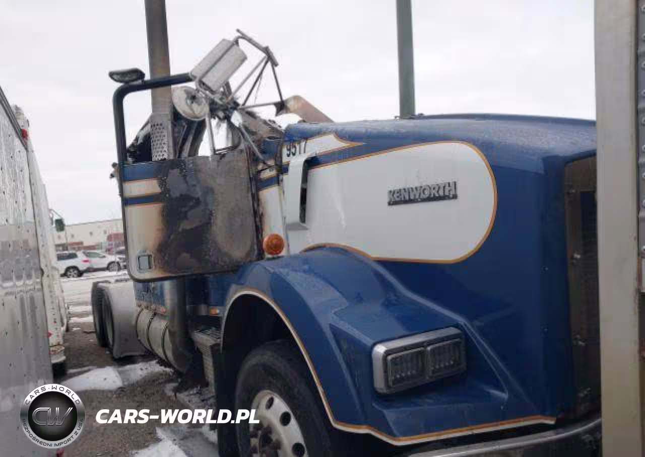 2003 Kenworth Construction T800