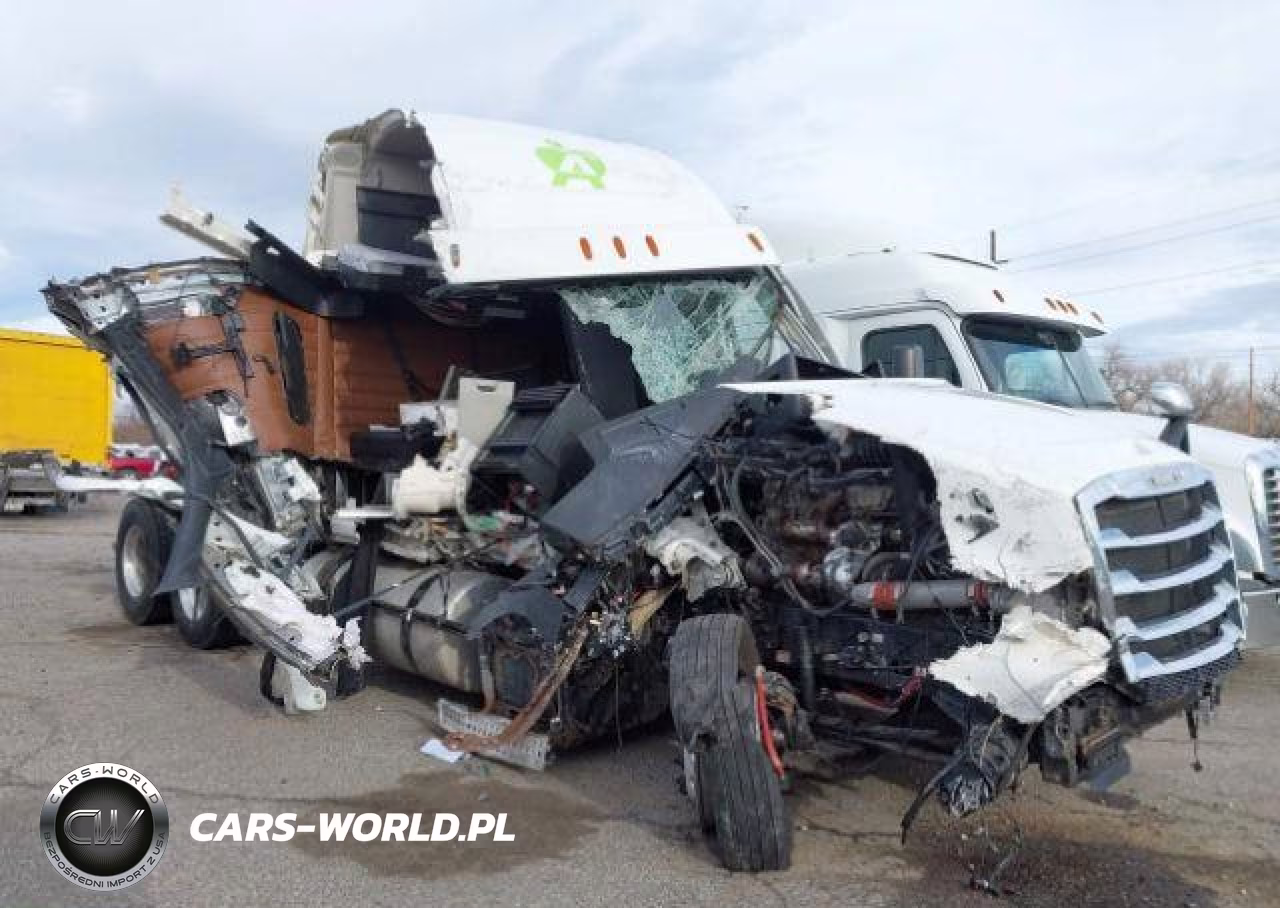 2023 Freightliner New Cascadia 126