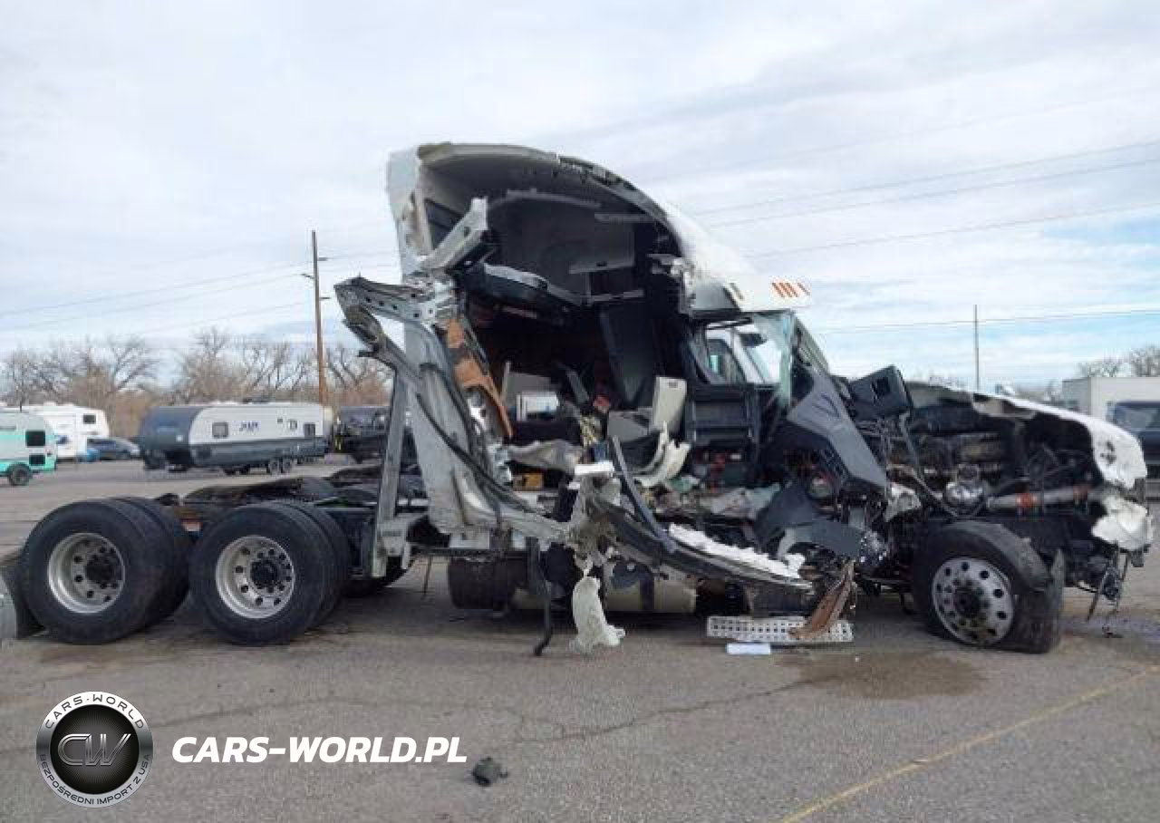 2023 Freightliner New Cascadia 126 VIN:1FUJHHDR5PLNV7721 - 18