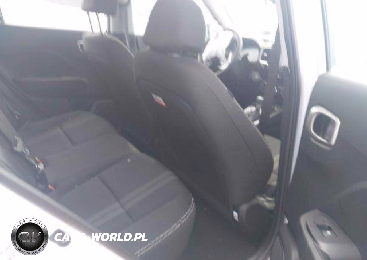 2025 Hyundai Venue Sel-Limited VIN:KMHRC8A3XSU380686 - 9