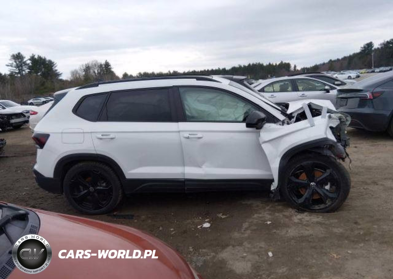 2026 Volkswagen Taos Se Black VIN:3VV2C7B24TM025803 - 15