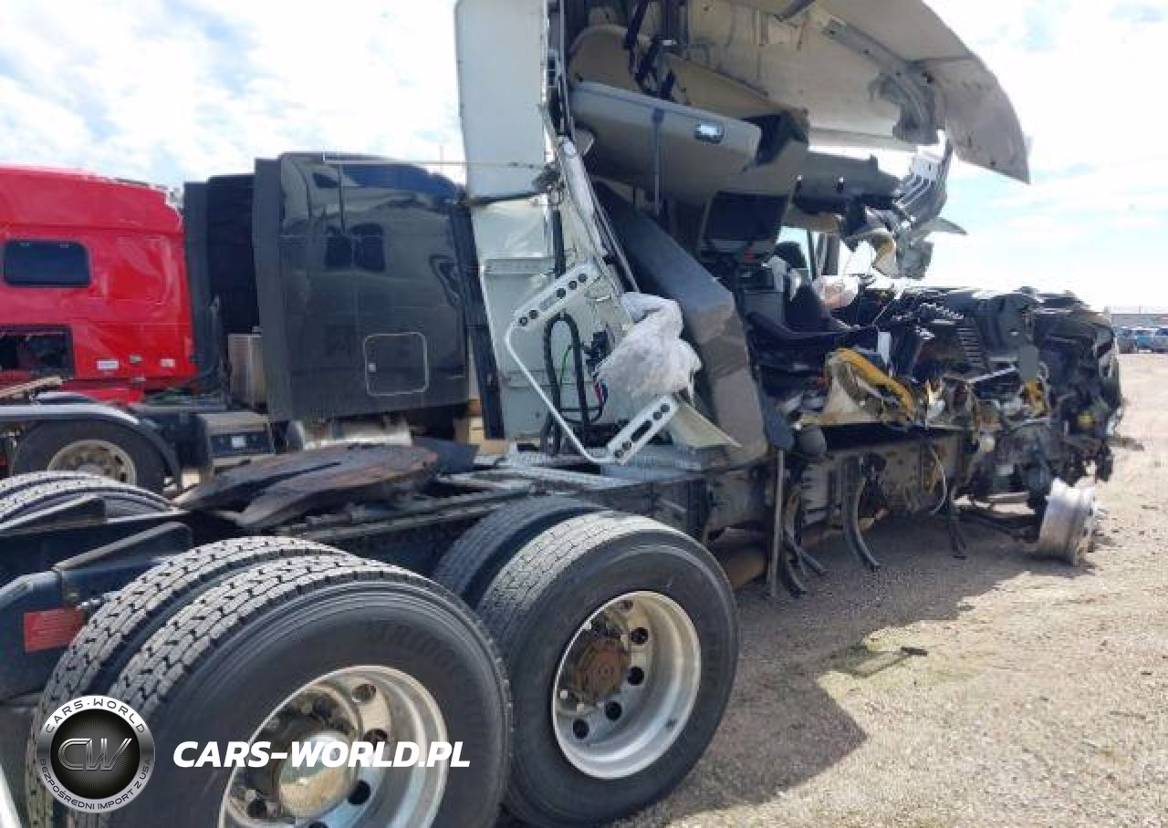 2022 Volvo VIN:4V4NC9EH5NN293070 - 6