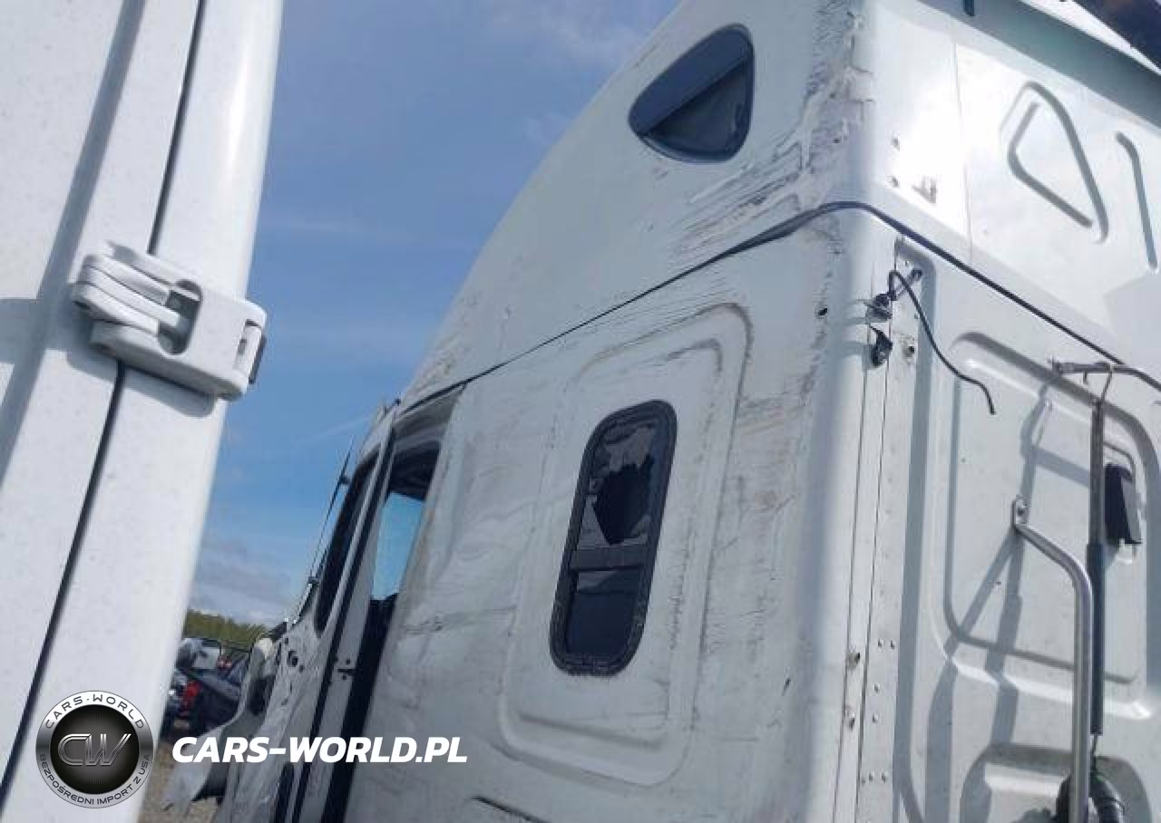 2021 Freightliner New Cascadia 126 VIN:1FUJHHDR7MLMA7424 - 21