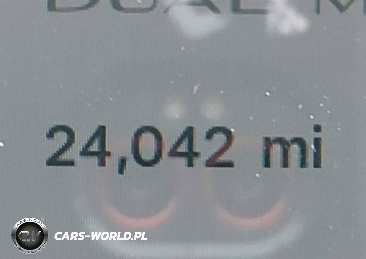2022 Tesla Model Y VIN:7SAYGDEE3NF564456 - 16