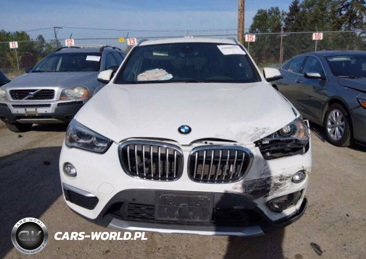 2019 BMW X1 xDrive28I VIN:WBXHT3C51K5L89565 - 14
