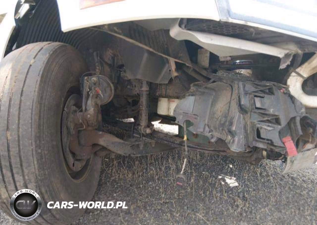 2023 Volvo VIN:4V4NC9EH5PN326233 - 14