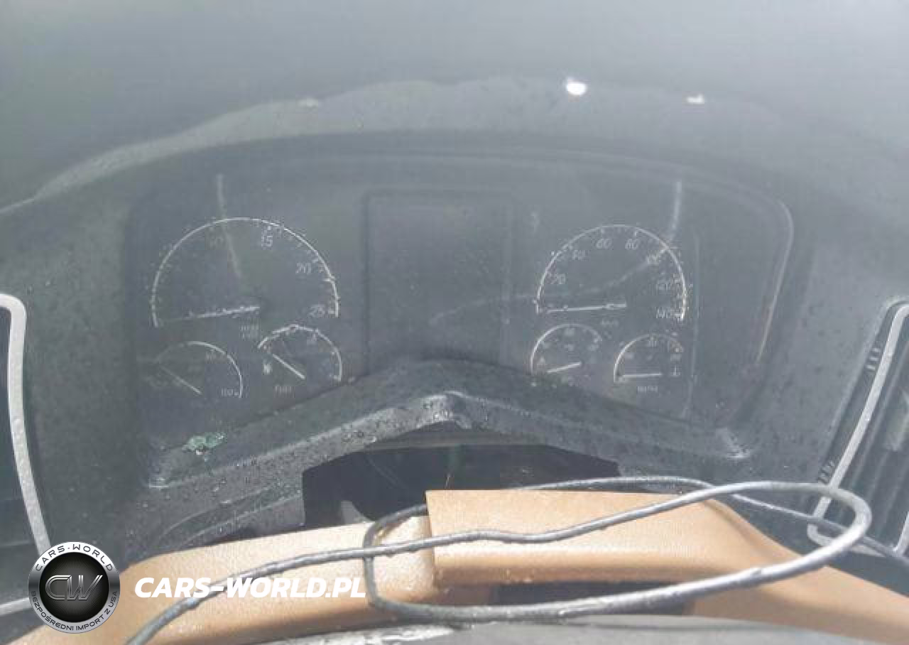 2019 Freightliner Cascadia 126 VIN:3AKJHHDR7KSKA2185 - 7