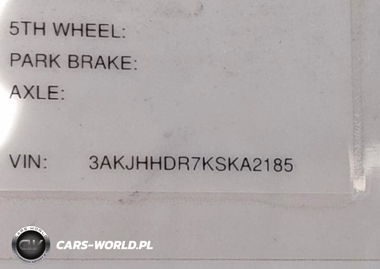2019 Freightliner Cascadia 126 VIN:3AKJHHDR7KSKA2185 - 9