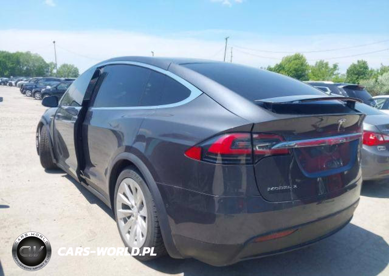 2016 Tesla Model X 60D-70D-75D-90D-P100D VIN:5YJXCBE20GF015007 - 4
