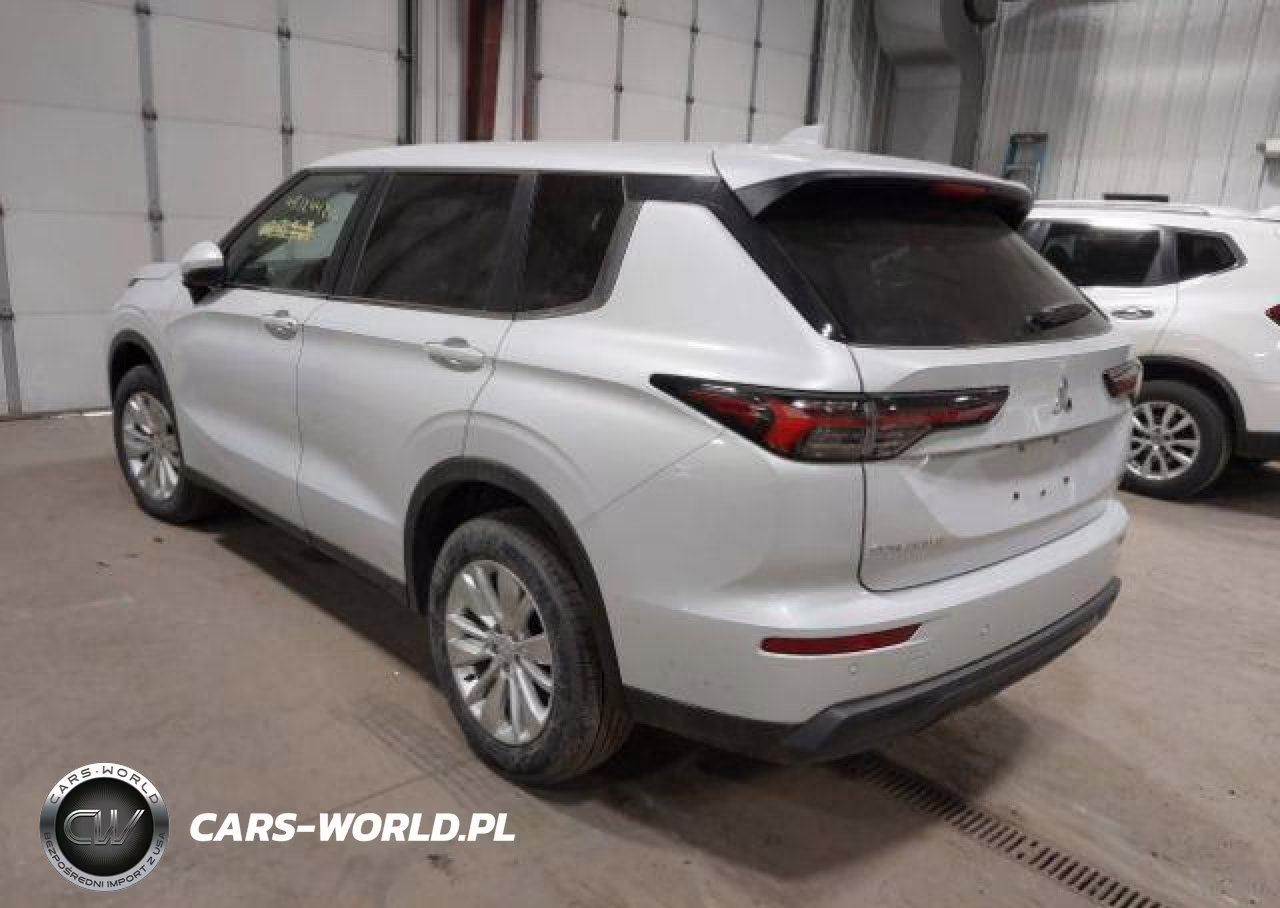 2026 Mitsubishi Outlander Es VIN:JA4J4UAB2TZ603736 - 4