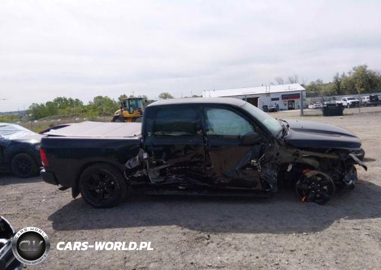 2021 Ram 1500 Classic Tradesman VIN:1C6RR6KG5MS527785 - 15