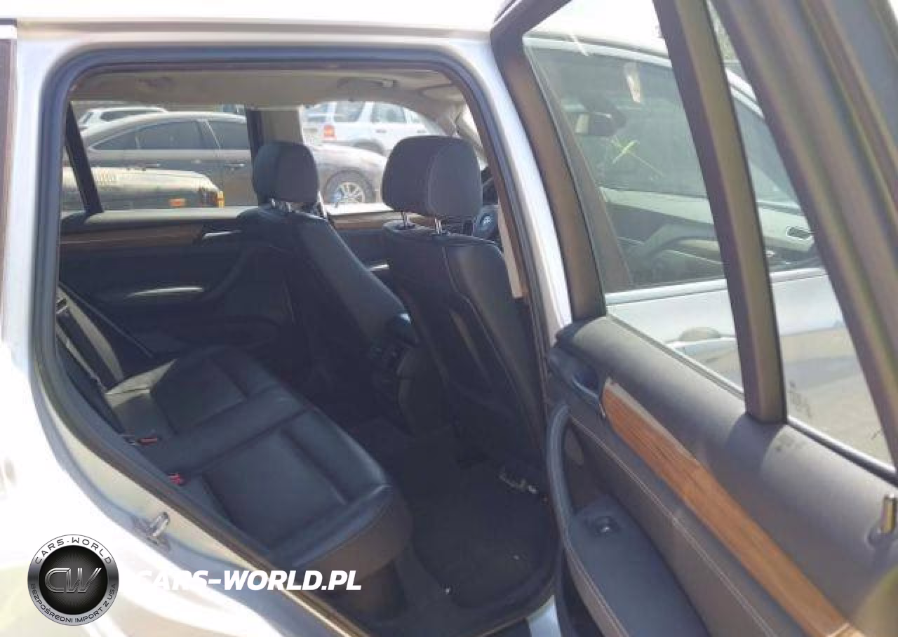 2012 BMW X3 xDrive35I VIN:5UXWX7C5XCL735754 - 9