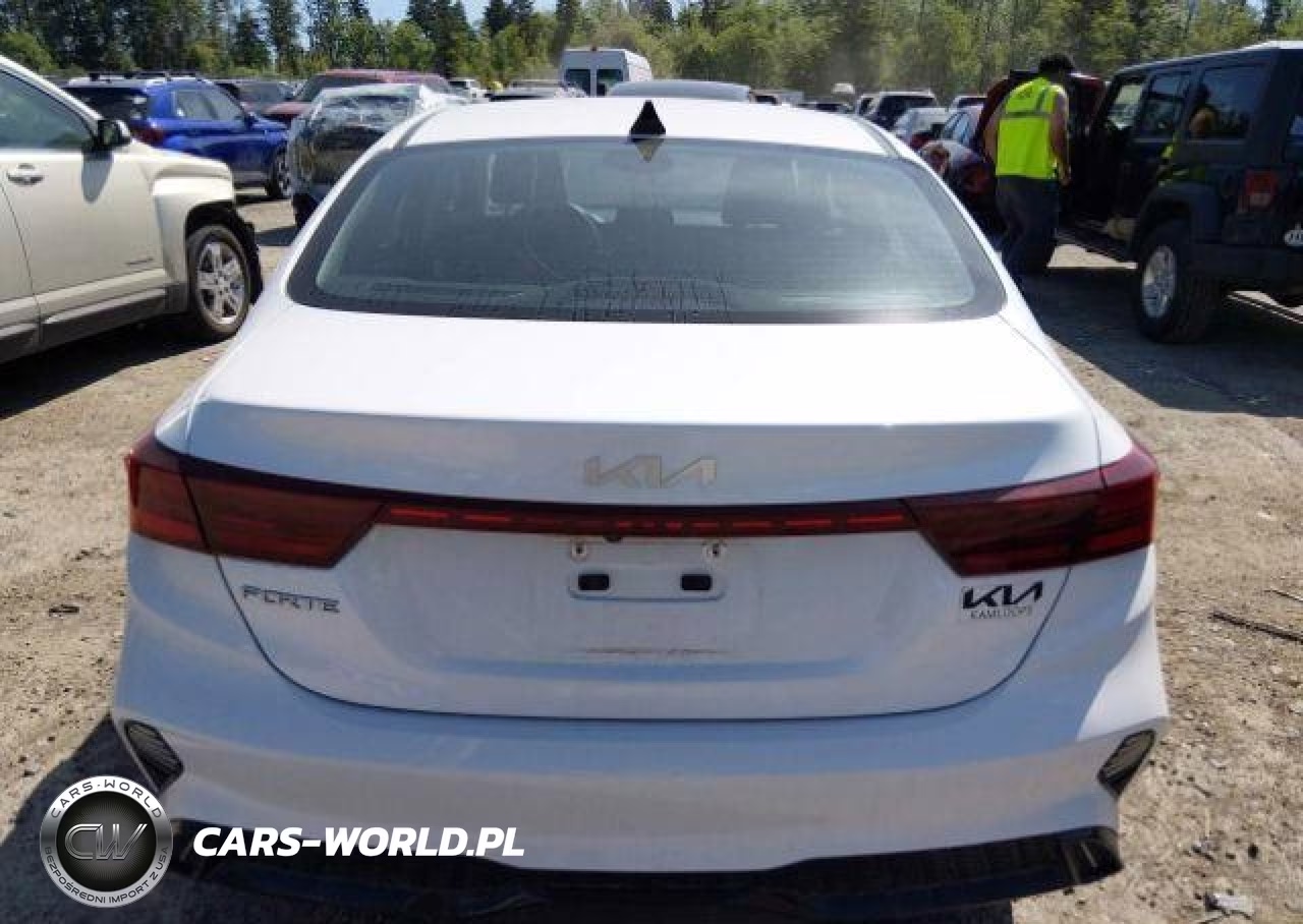 2022 Kia Forte Gt Line VIN:3KPF34AD4NE523806 - 17