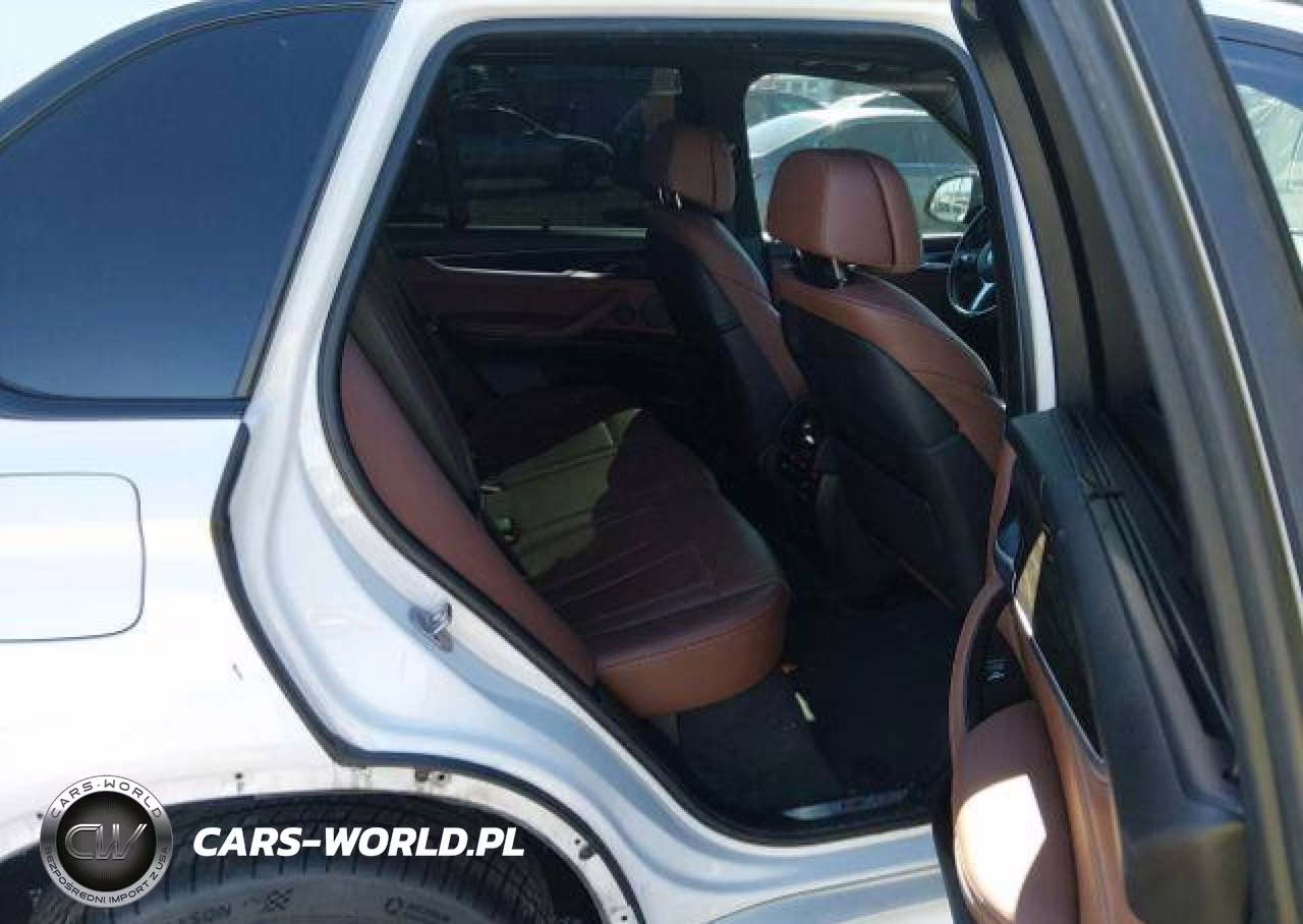 2018 BMW X5 xDrive35D VIN:5UXKS4C57J0Y19203 - 9