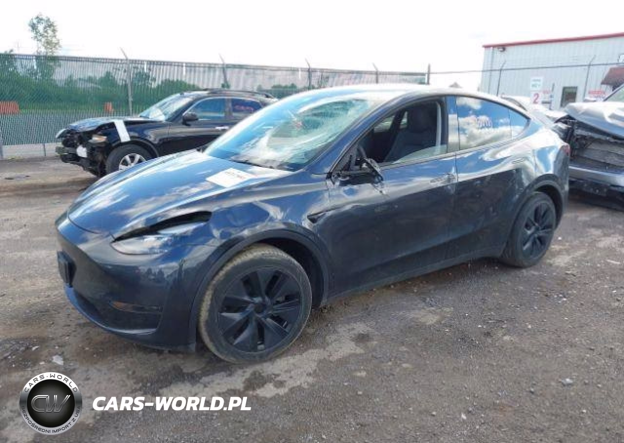 2024 Tesla Model Y Long Range-Rwd VIN:LRWYGDFD0RC642159 - 3
