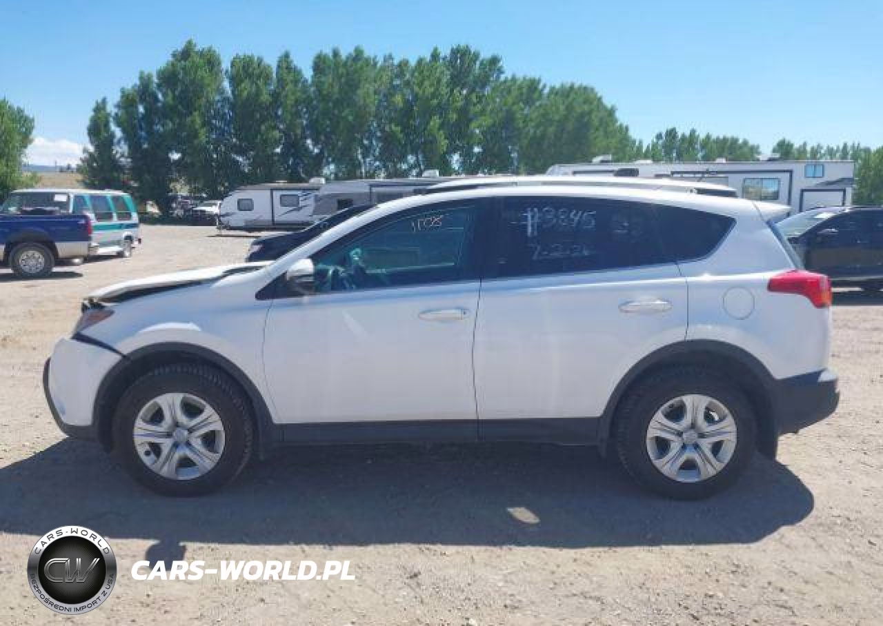 2015 Toyota Rav4 Le VIN:2T3BFREVXFW389525 - 16