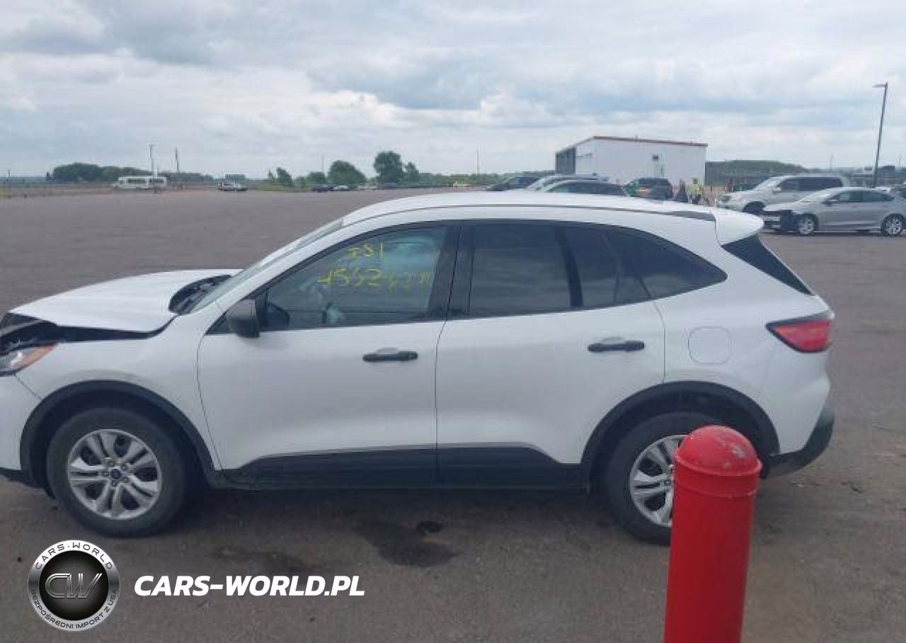 2020 Ford Escape S VIN:1FMCU9F60LUC37971 - 16