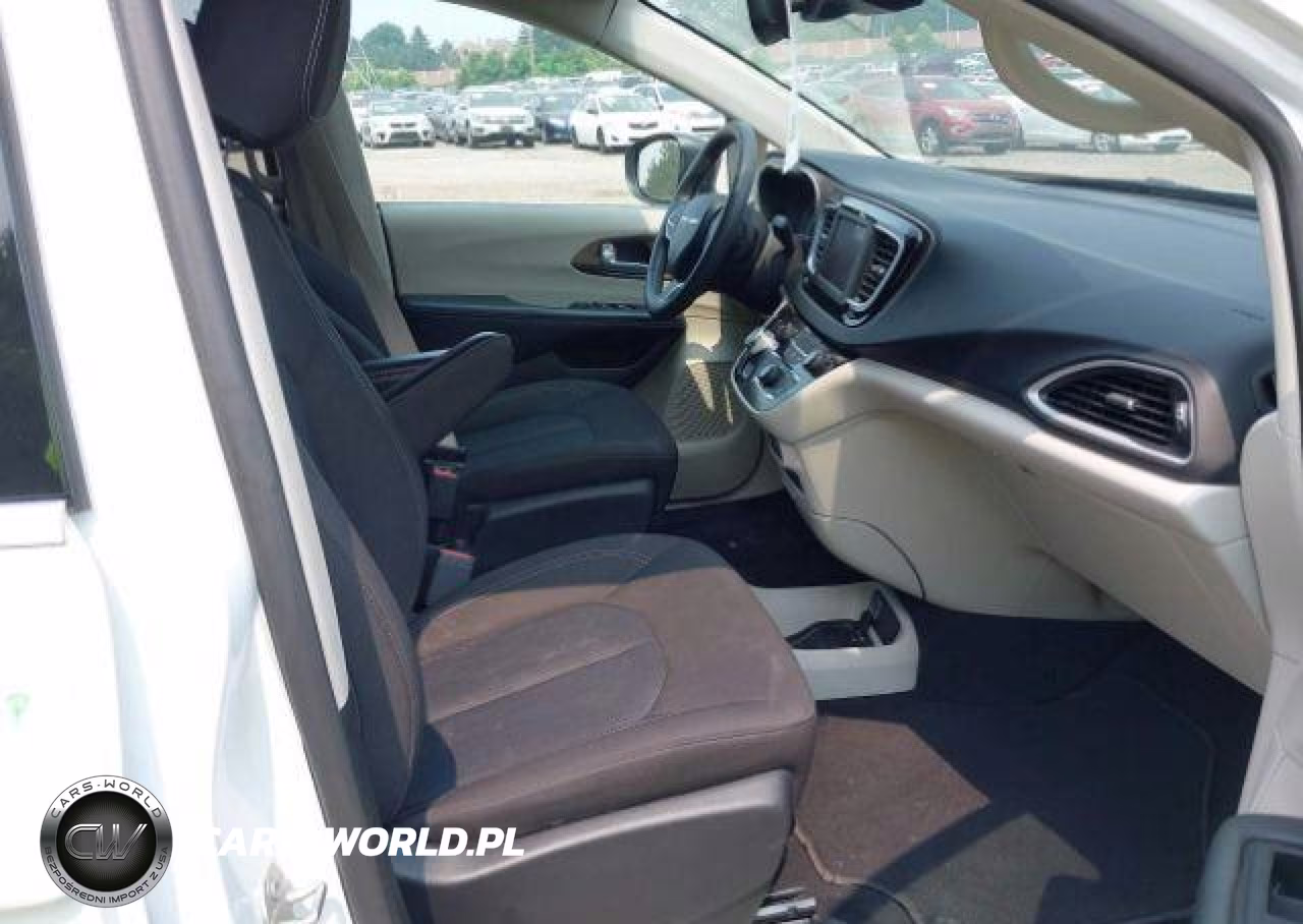 2024 Chrysler Grand Caravan Sxt VIN:2C4RC1ZG9RR120497 - 6