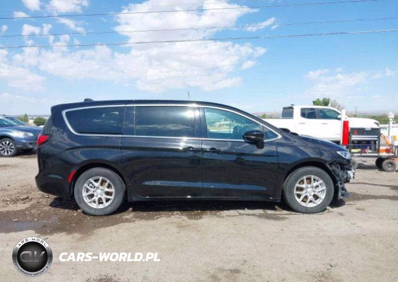 2025 Chrysler Pacifica Select VIN:2C4RC1BGXSR574385 - 15