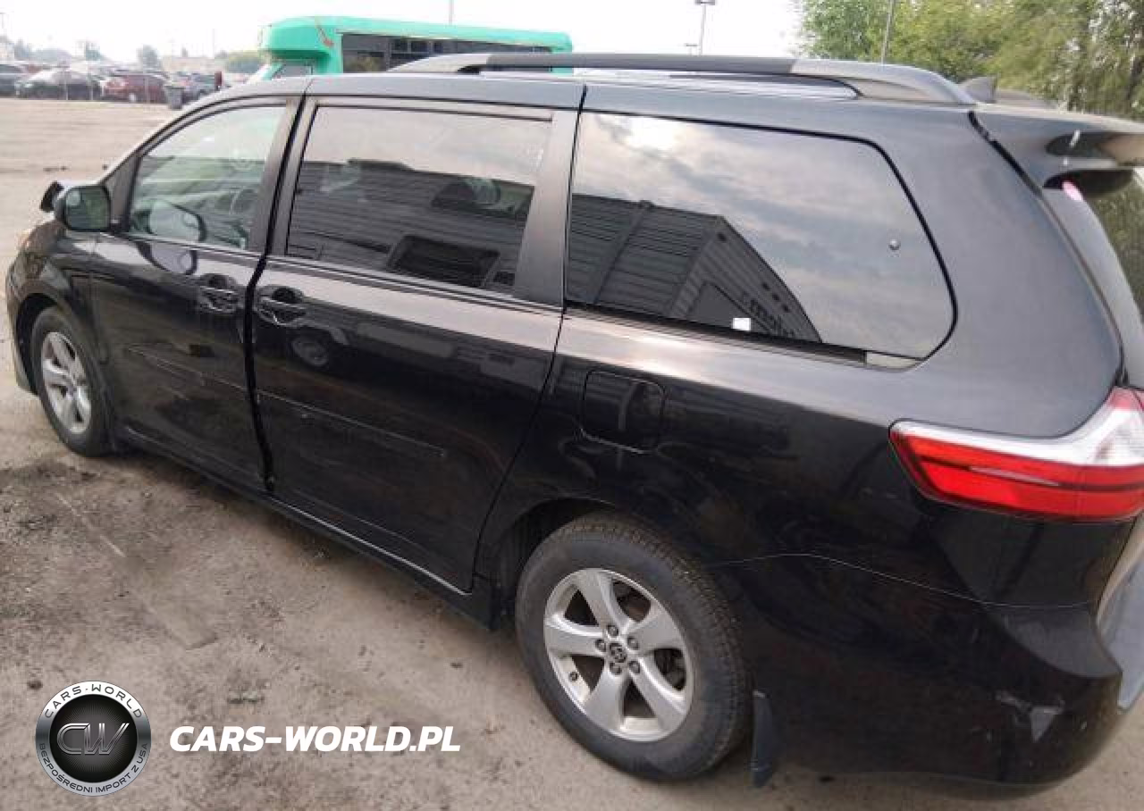 2020 Toyota Sienna Le VIN:5TDKZ3DC9LS074555 - 4
