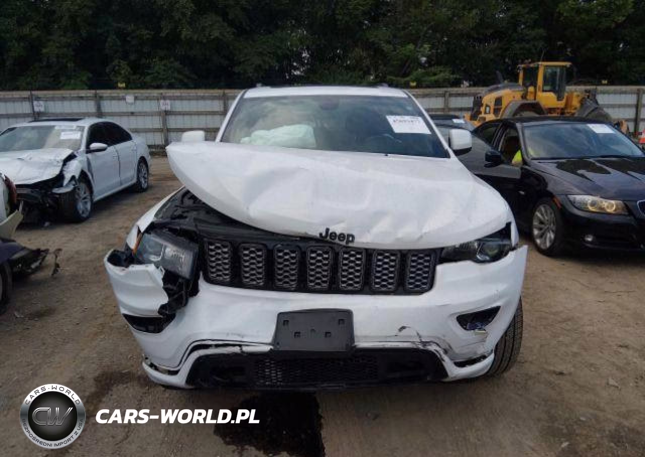 2019 Jeep Grand Cherokee Laredo VIN:1C4RJFAG5KC822250 - 13