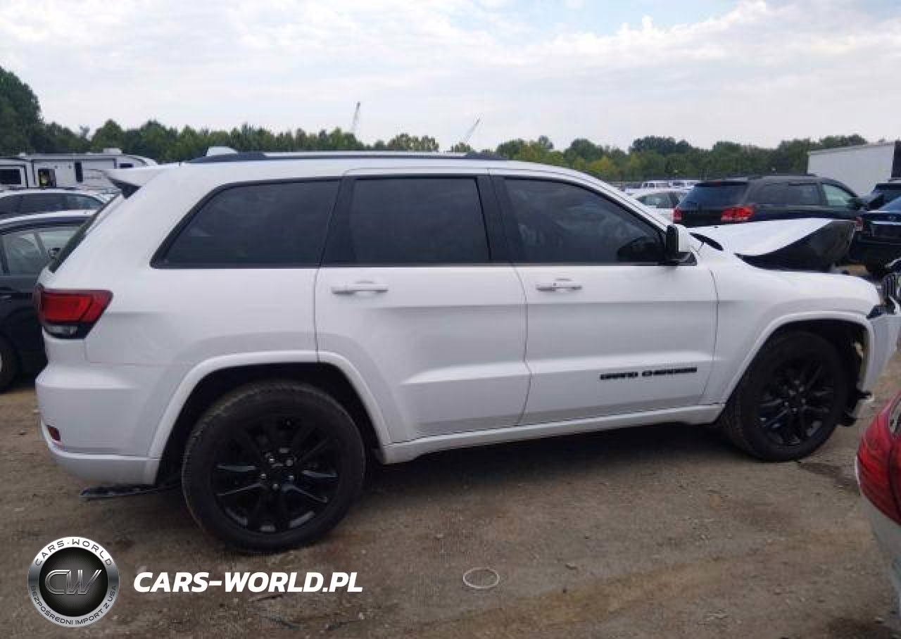 2019 Jeep Grand Cherokee Laredo VIN:1C4RJFAG5KC822250 - 14