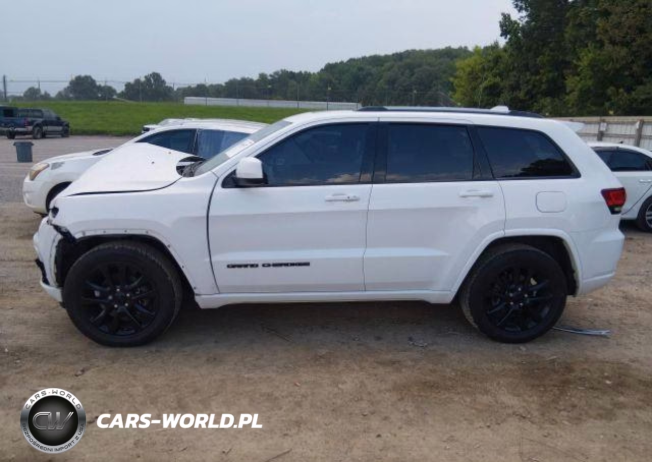 2019 Jeep Grand Cherokee Laredo VIN:1C4RJFAG5KC822250 - 15