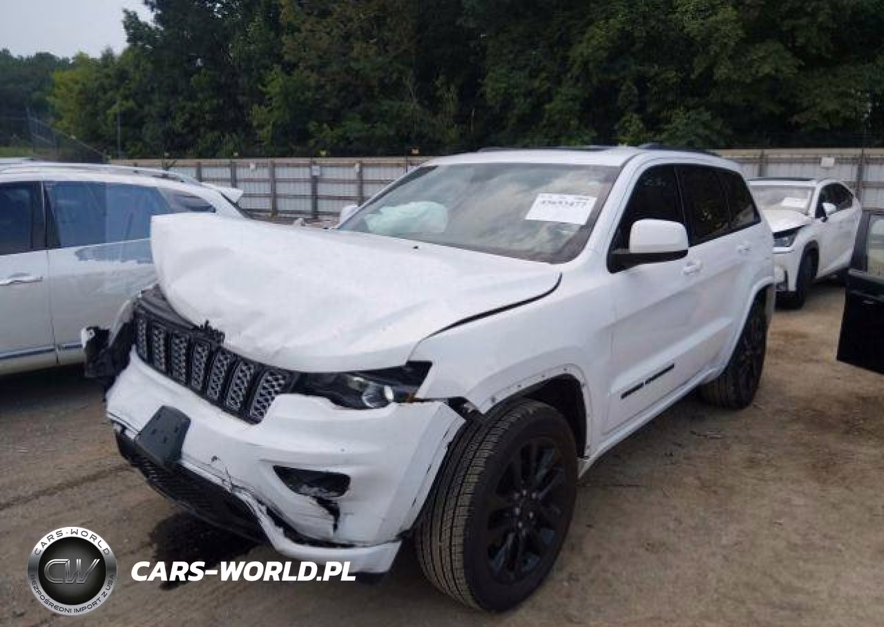 2019 Jeep Grand Cherokee Laredo VIN:1C4RJFAG5KC822250 - 3