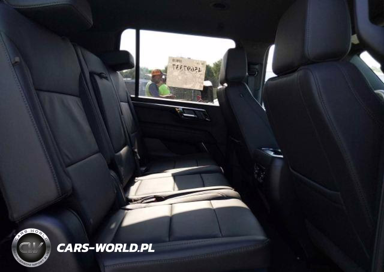 2026 Chevrolet Suburban K1500 Z71 VIN:1GNS6DKD3TR368422 - 9