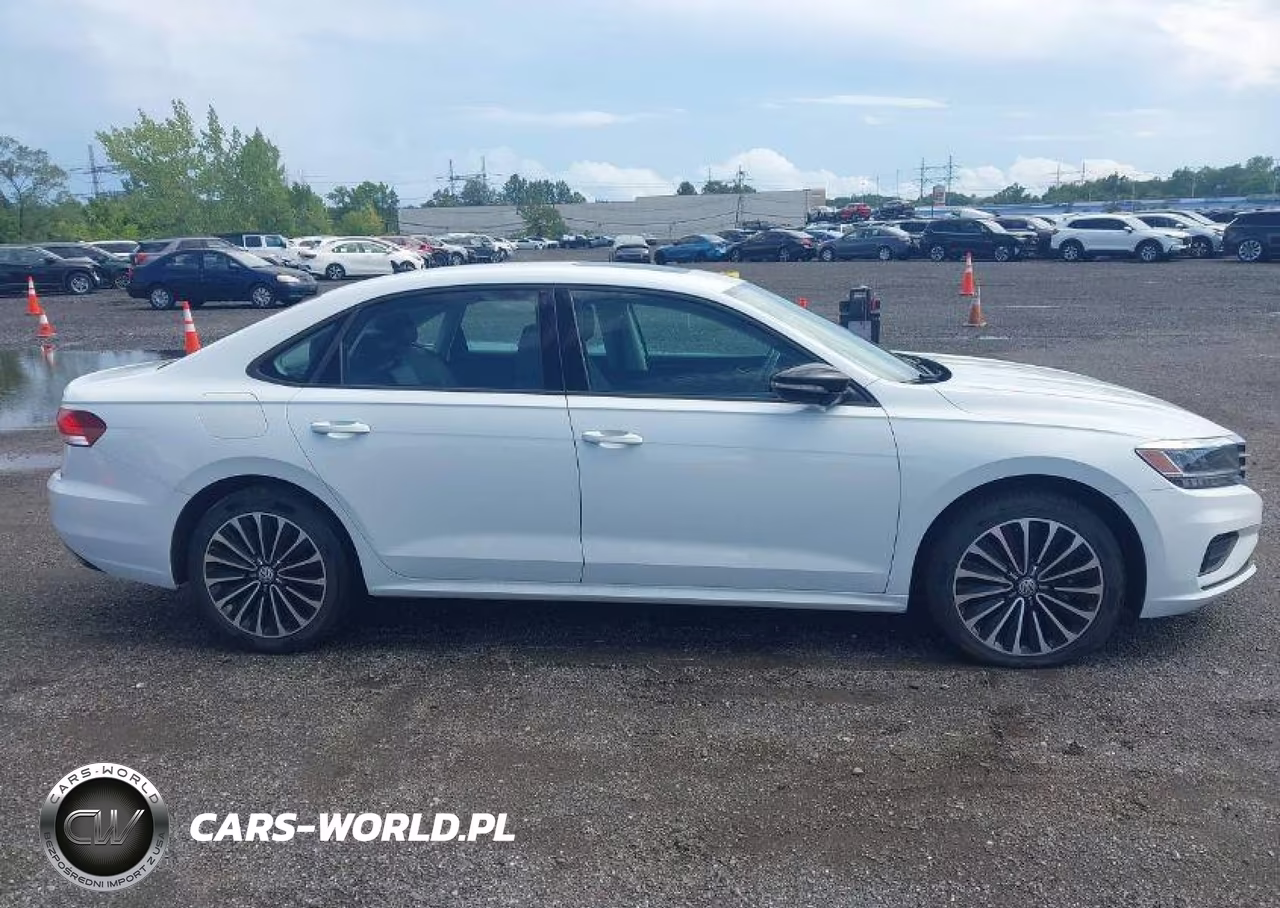 2022 Volkswagen Passat 2.0T Limited Edition VIN:1VWBA7A30NC008089 - 13