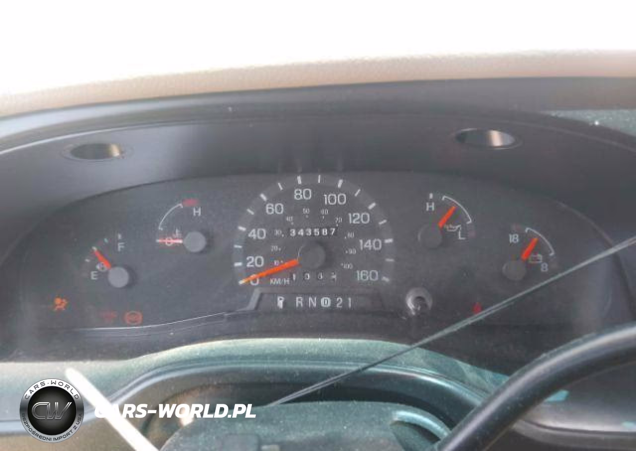 2002 Ford Econoline E350 Super Duty Wagon VIN:1FBSS31F32HA43523 - 8