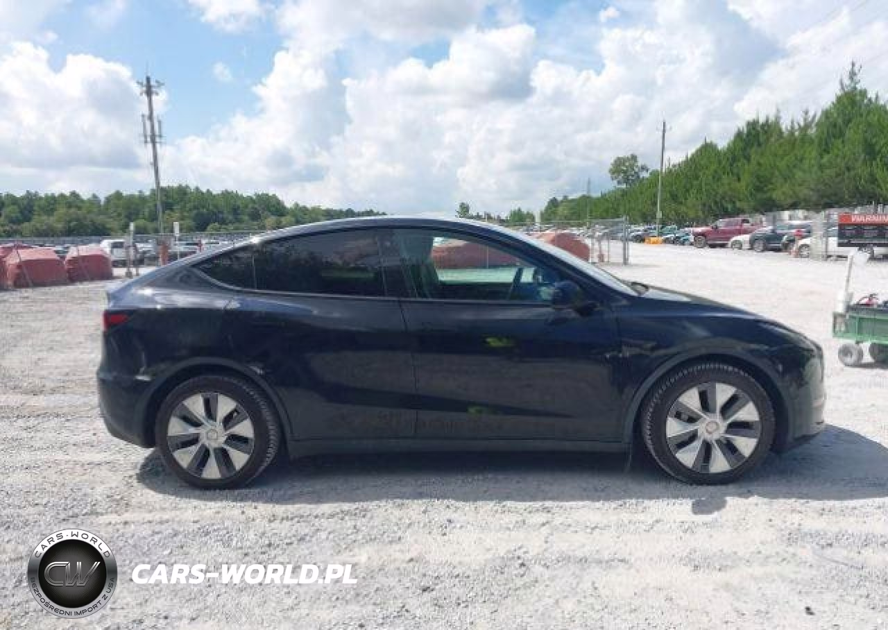 2023 Tesla Model Y Long Range VIN:LRWYGDEE8PC230109 - 14