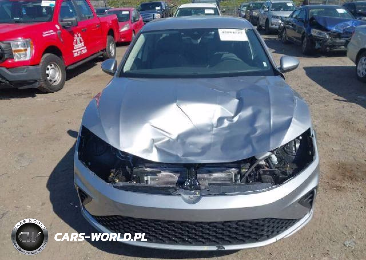 2026 Volkswagen Jetta Comfortline VIN:3VWEW7BU6TM072221 - 13