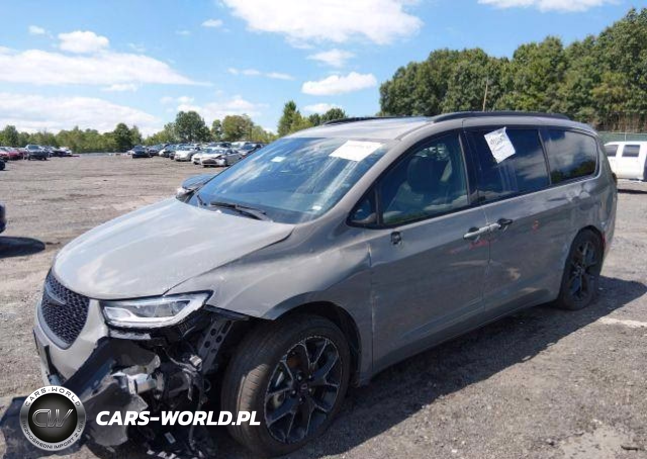 2025 Chrysler Pacifica Limited VIN:2C4RC1GG4SR608782 - 7