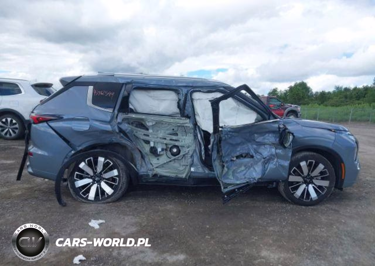2025 Mitsubishi Outlander VIN:JA4J4WA87SZ624970 - 14