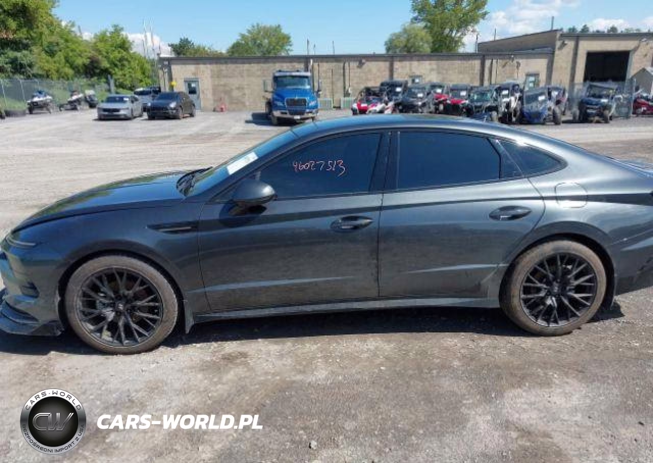 2025 Hyundai Sonata VIN:KMHL44JA1SA490344 - 15