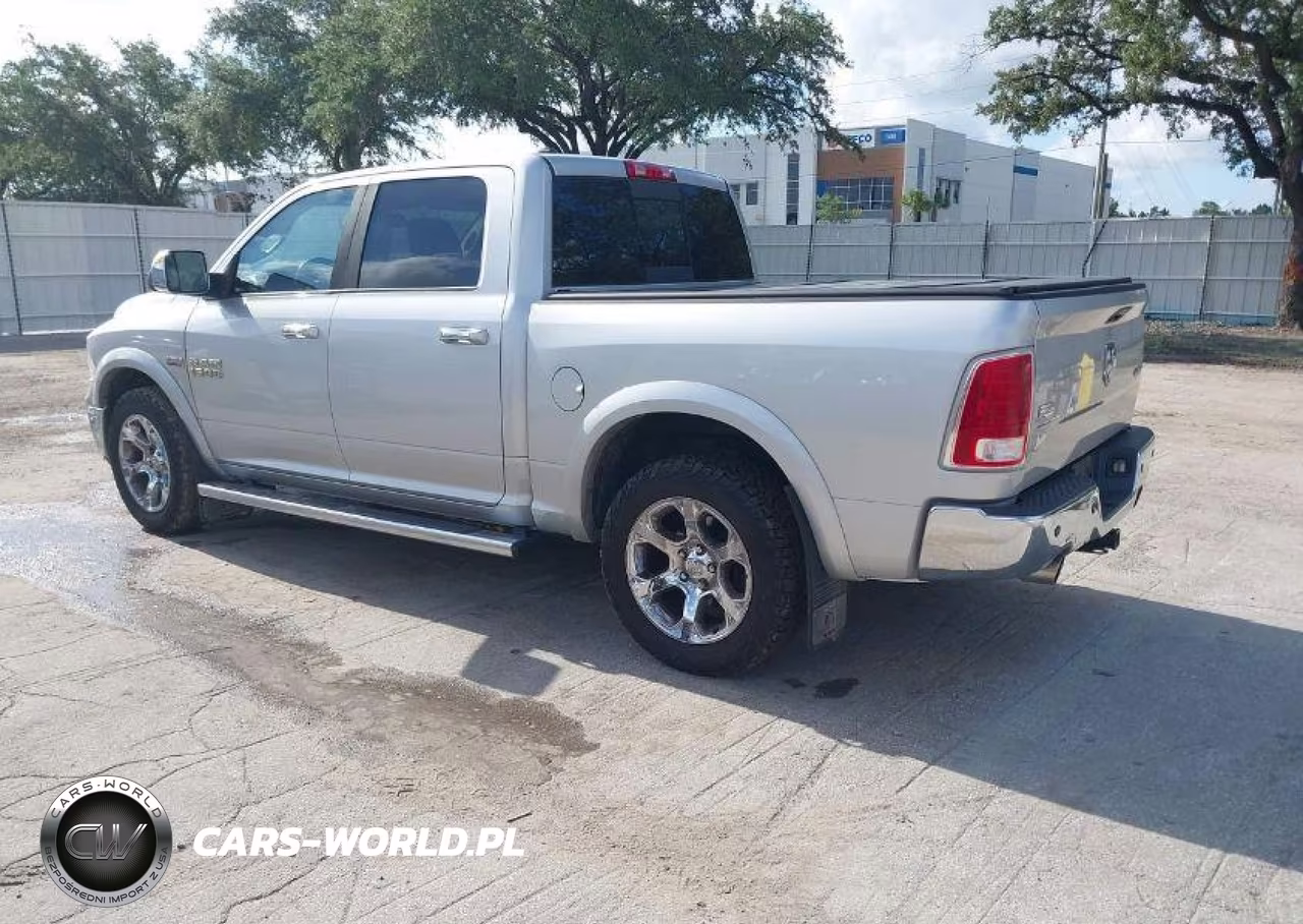 2013 Ram 1500 Laramie VIN:1C6RR7NT9DS504962 - 4