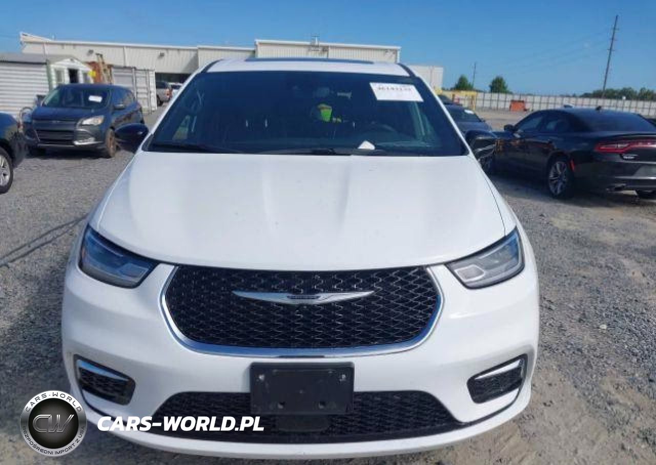 2026 Chrysler Pacifica Limited VIN:2C4RC1GG5TR274361 - 13