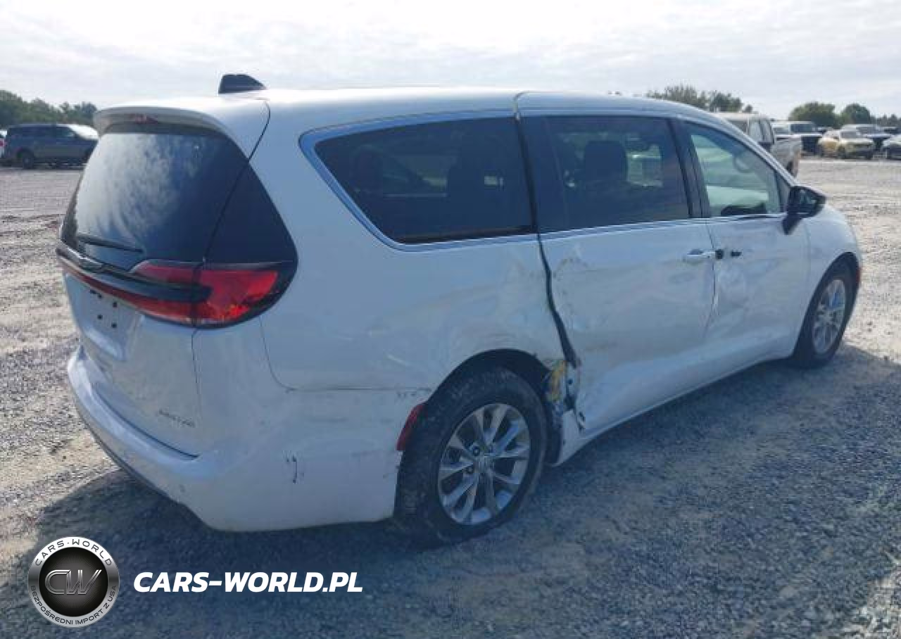 2026 Chrysler Pacifica Limited VIN:2C4RC1GG5TR274361 - 5