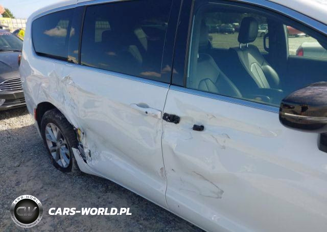 2026 Chrysler Pacifica Limited VIN:2C4RC1GG5TR274361 - 7