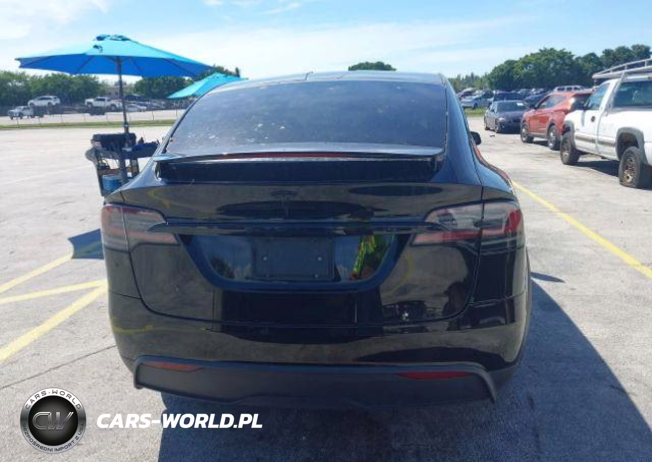 2023 Tesla Model X VIN:7SAXCDE5XPF372929 - 18
